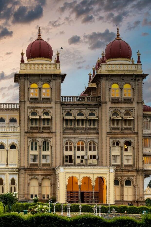 Places to Visit in Mysuru with Mysore Ride Car Rental
